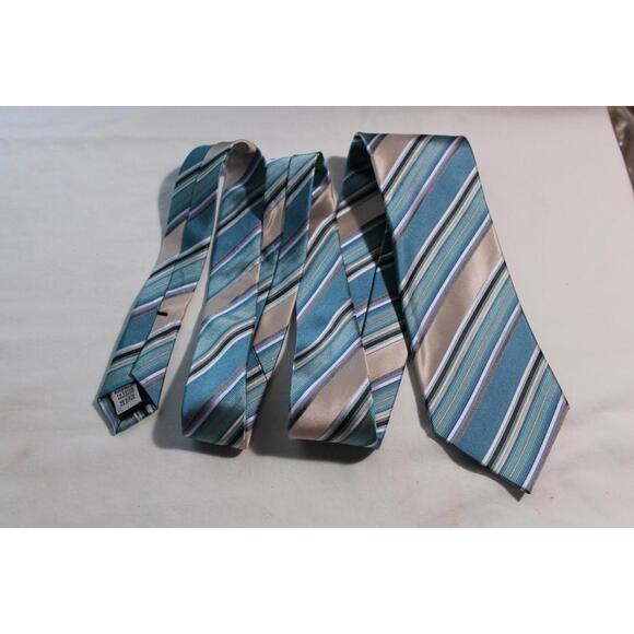 Vintage GEOFFREY BEENE 3.5 X 58 Silk Necktie, Blue/Beige/White Diagonal Stripes - Picture 2 of 5